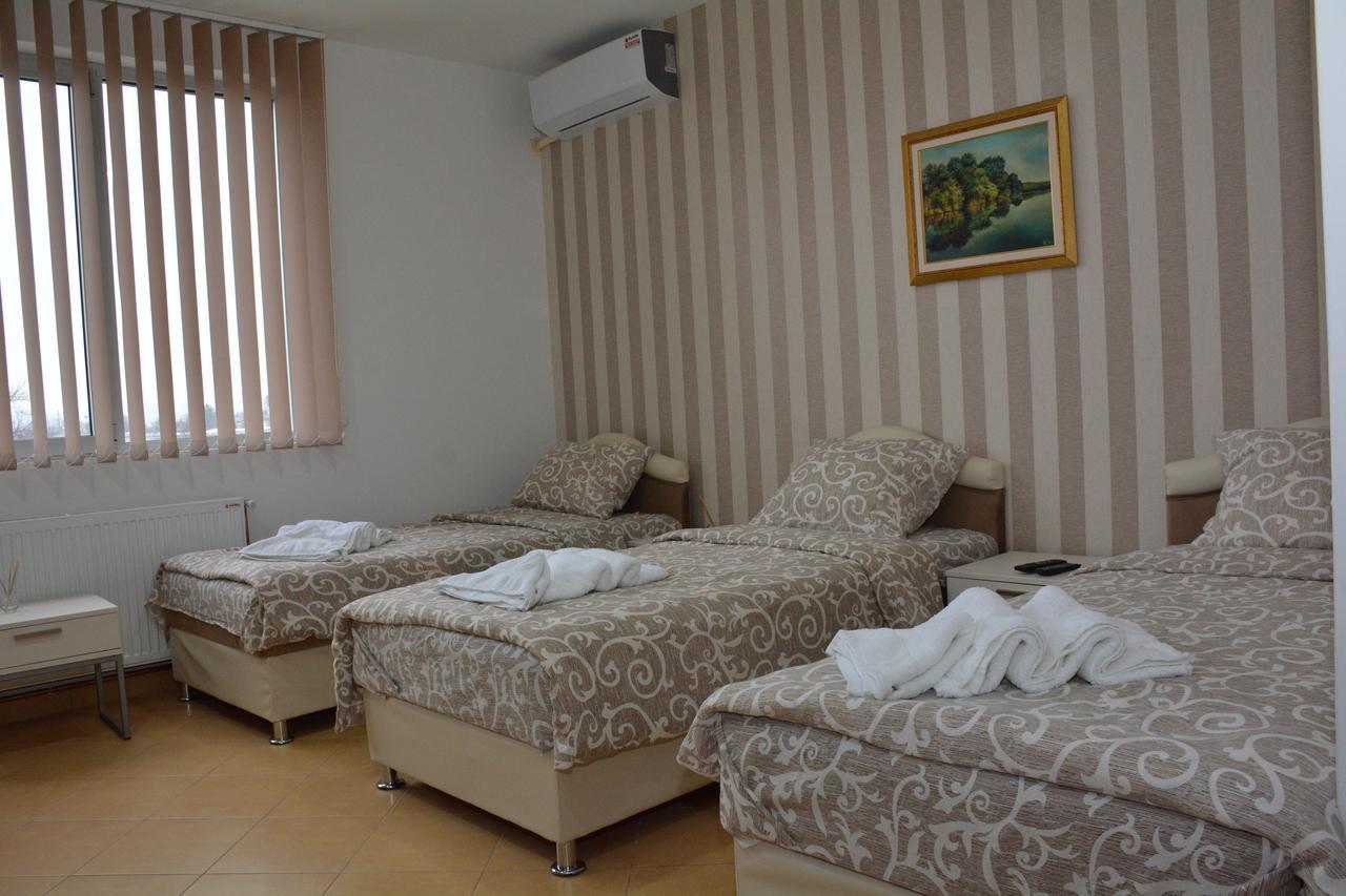 Garni Hotel Saradis Kruševac Kültér fotó